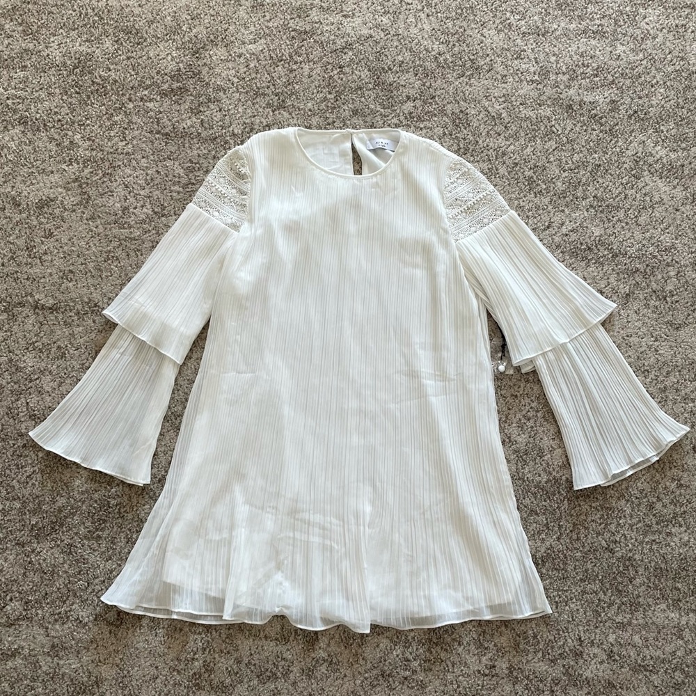 Ali & Jay White Flowy Dress